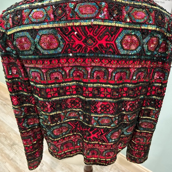 Fabulous vintage sequins jacket from Adrianna Papell in red. Size large. - Picture 6 of 13
